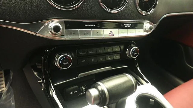 Used 2022 Ceramic White Kia GT1 image 19