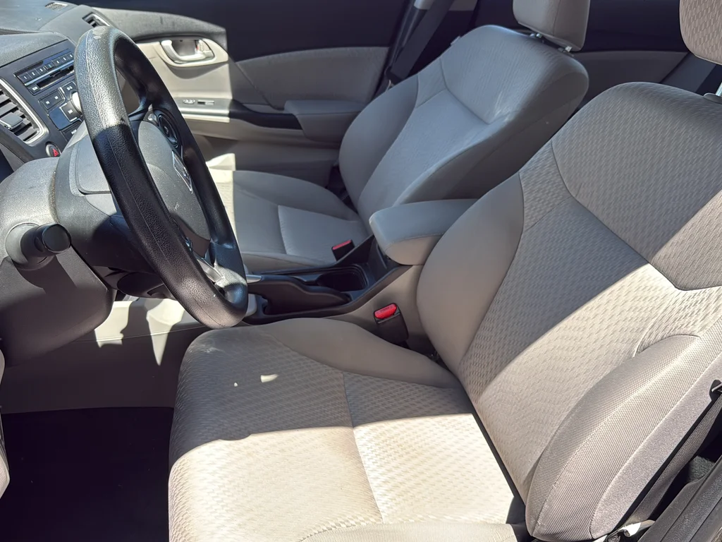 Used 2015  Honda LX image 22