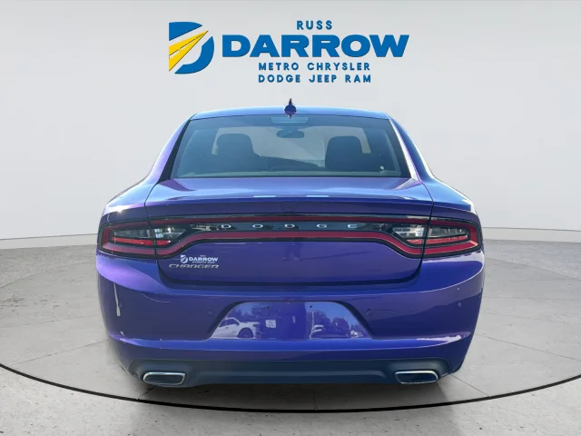 Used 2023 Purple Dodge SXT image 4