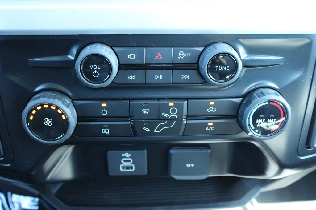 New 2026 Carbonized Gray Metallic Ford F-350® XLT image 37