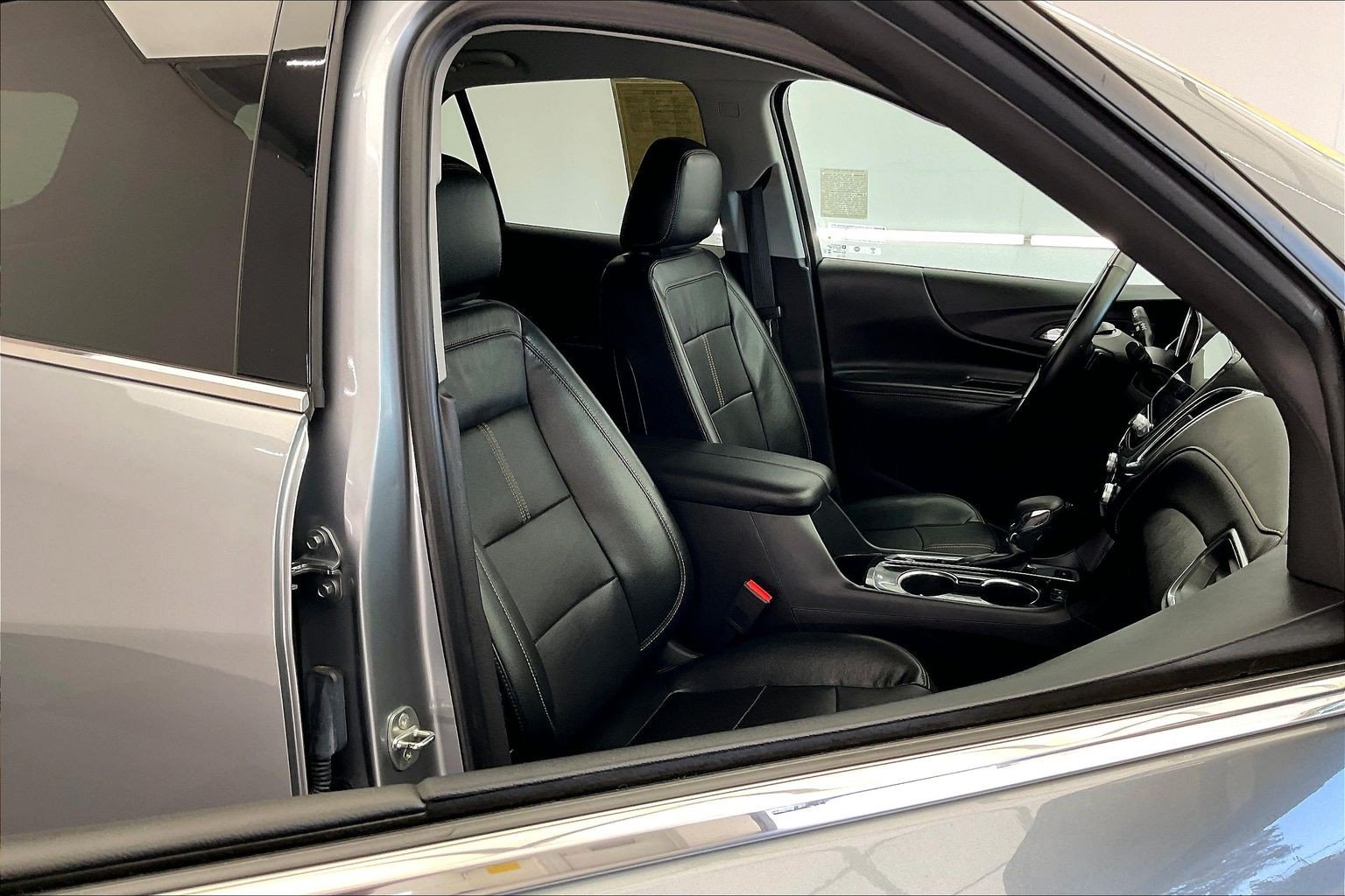 Used 2023 Sterling Gray Metallic Chevrolet Premier image 6