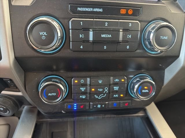 Used 2021 Blue Ford Lariat image 19