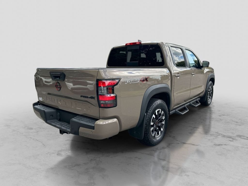 Used 2023  Nissan PRO-4X image 7