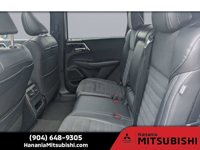 Used 2024  Mitsubishi  image 14