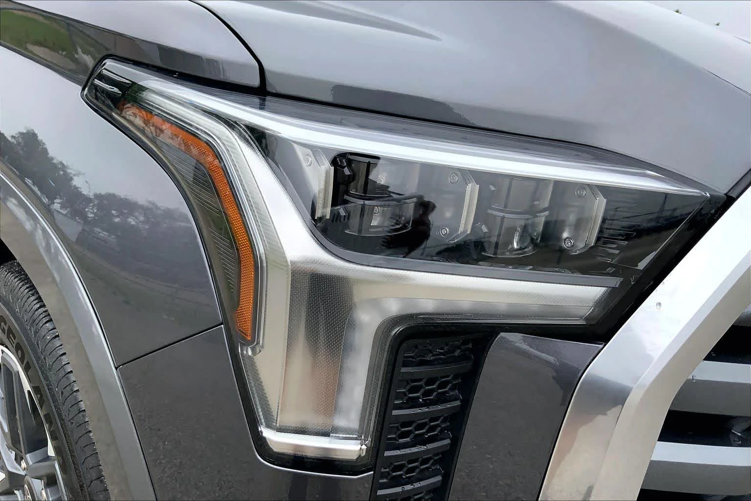 Used 2025 Magnetic Gray Metallic Toyota Limited image 27