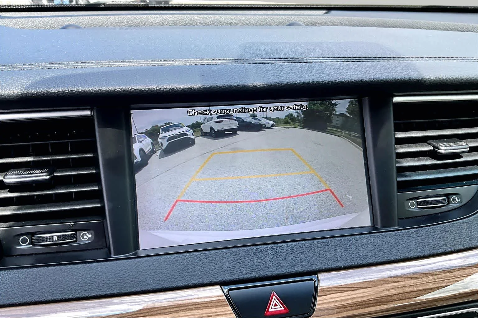 Used 2019 Snow White Pearl Kia Technology image 43