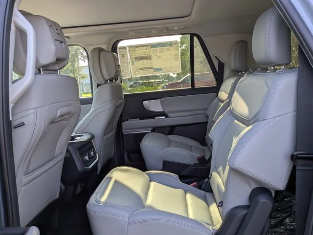 New 2027 Glacier Gray Metallic Tri-Coat Ford MAX Active image 14