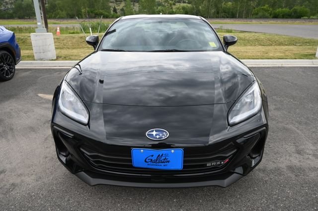 New 2026 CRYSTAL BLACK SILICA Subaru tS image 16