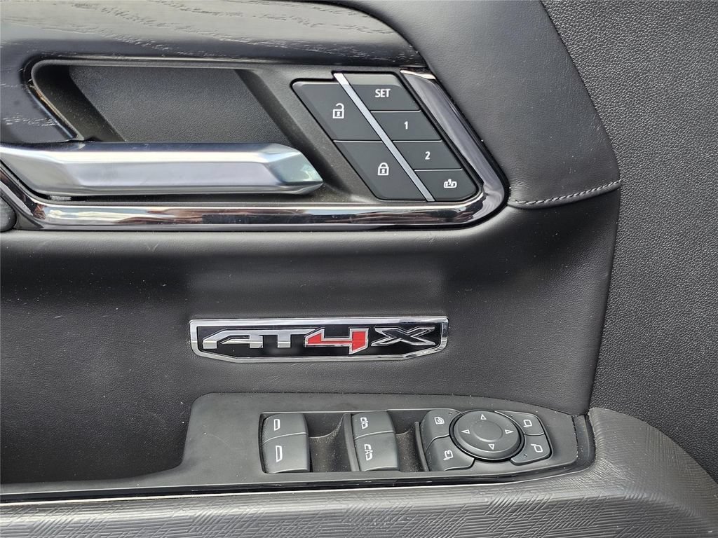 2023 GMC Sierra 1500 AT4X - Photo 16