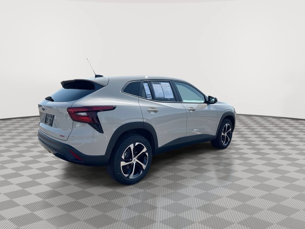 2026 Chevrolet Trax RS - Photo 9