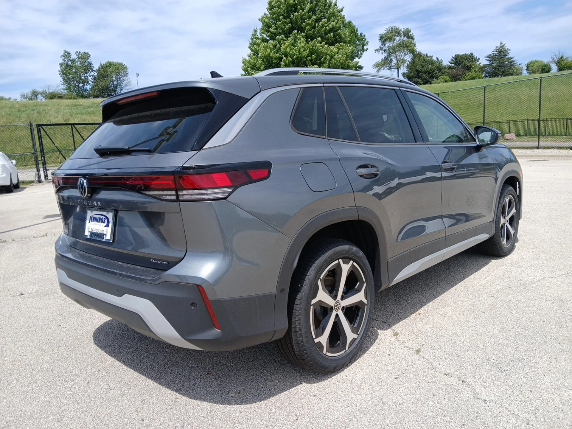 New 2026 Platinum Gray Metallic Volkswagen 2.0T SE image 4