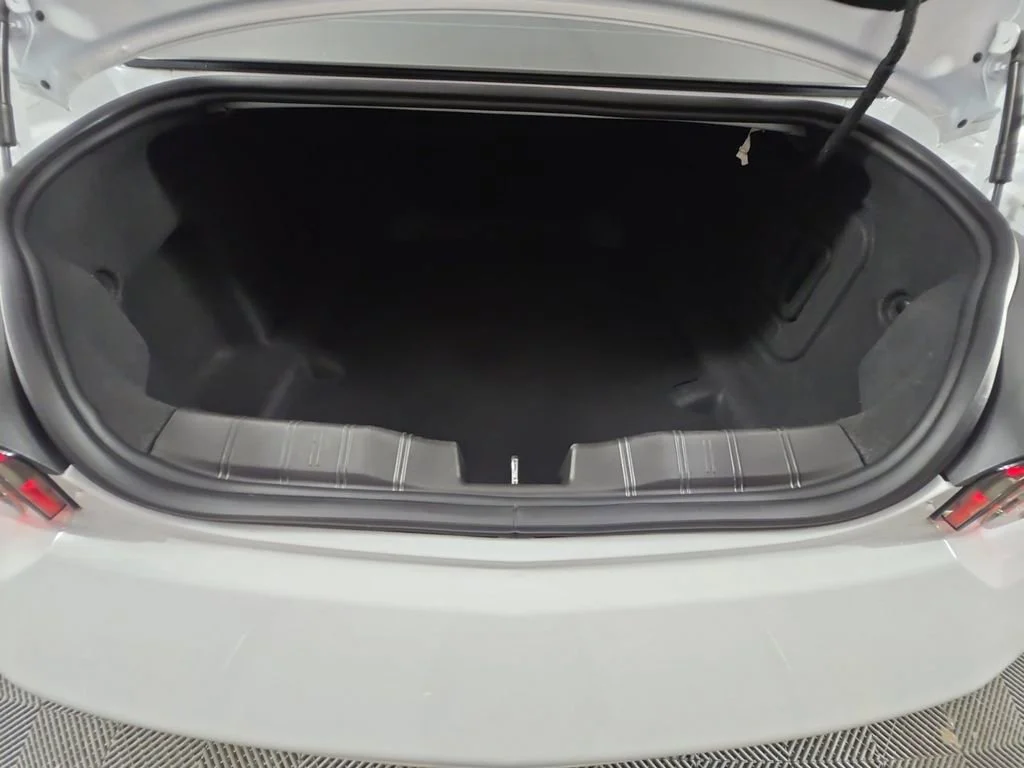 Used 2022 Summit White Chevrolet ZL1 image 16