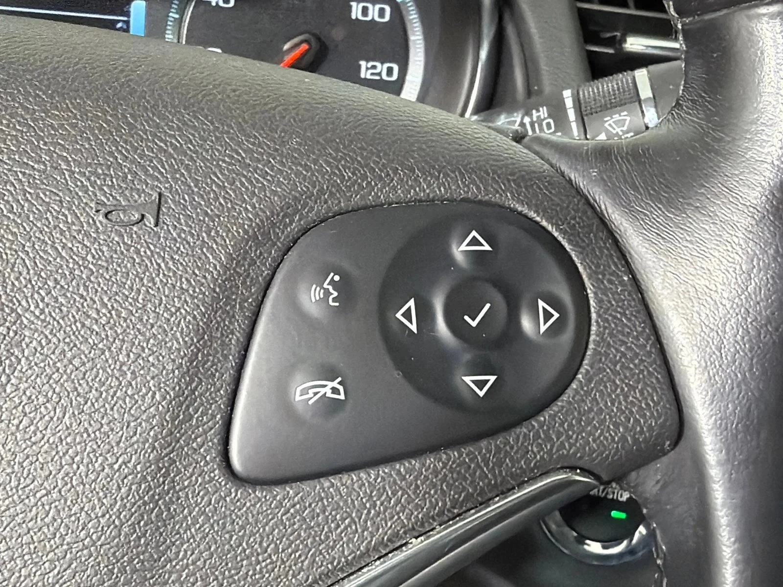 Used 2018 Beige Chevrolet Premier image 26