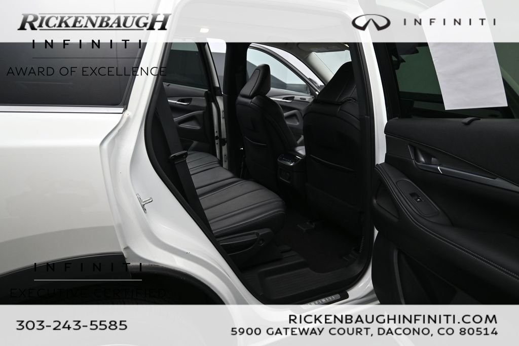 Certified Used 2023 White INFINITI LUXE image 15