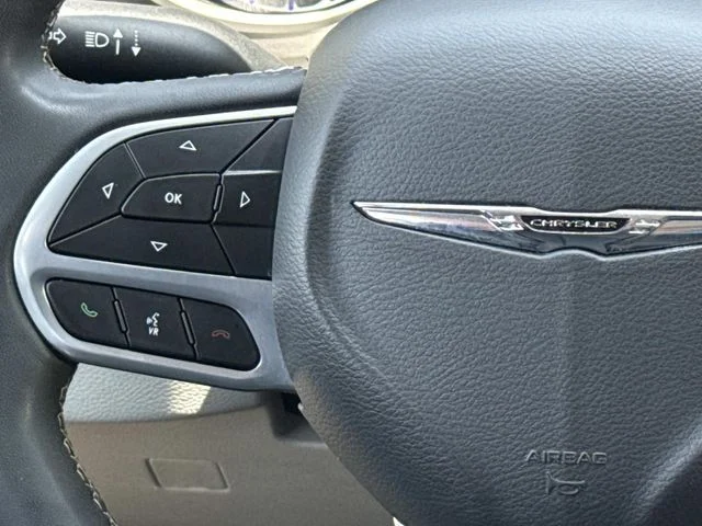 Used 2024 Silver Chrysler Touring L image 21