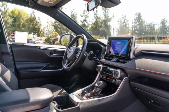 Certified Used 2023 SILVER SKY METALLIC Toyota  image 22