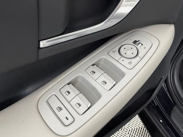 Used 2023 Carbon Blue Hyundai SEL image 15