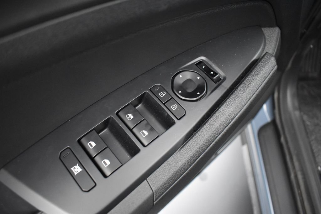 New 2026 Heritage Blue Kia S image 6