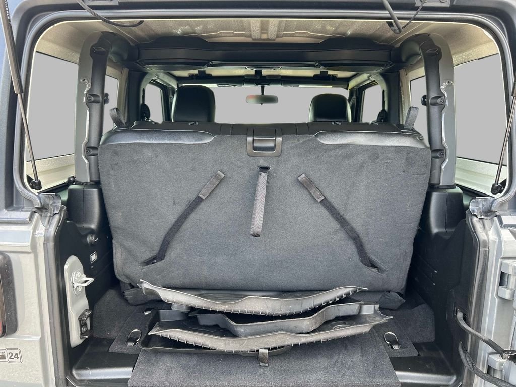 Used 2021 Gray Jeep Sport image 11