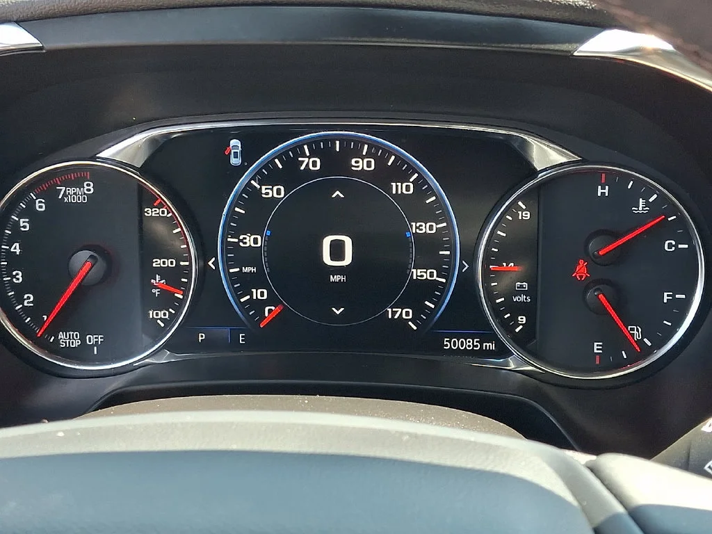 Used 2025 Black Chevrolet Premier image 26