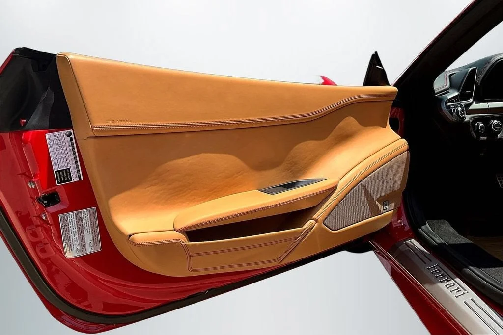 Used 2012 Rosso Corsa Ferrari  image 18