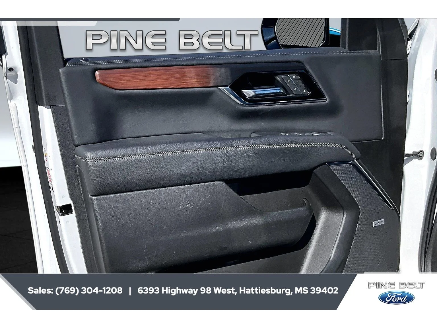 Certified Used 2025 Summit White GMC Denali image 17