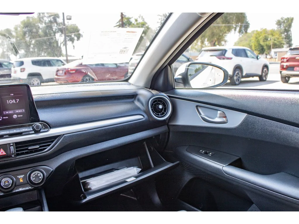 Used 2024 Snow White Pearl Kia LXS image 48