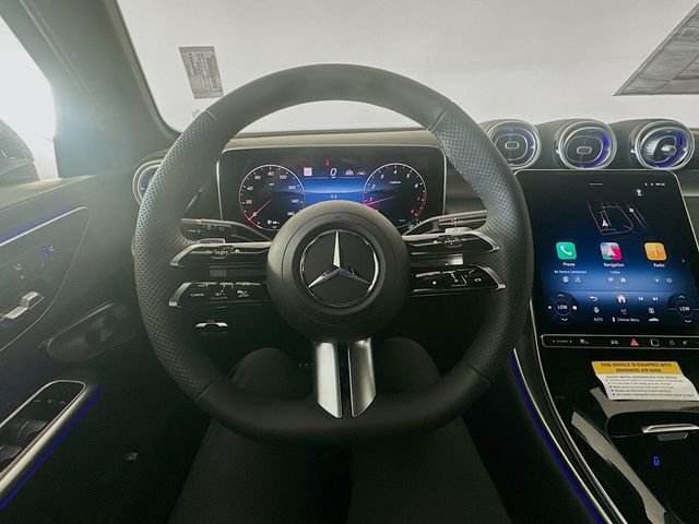 New 2026 MANUFAKTUR Patagonia Red Metallic Mercedes-Benz GLC 300 image 11