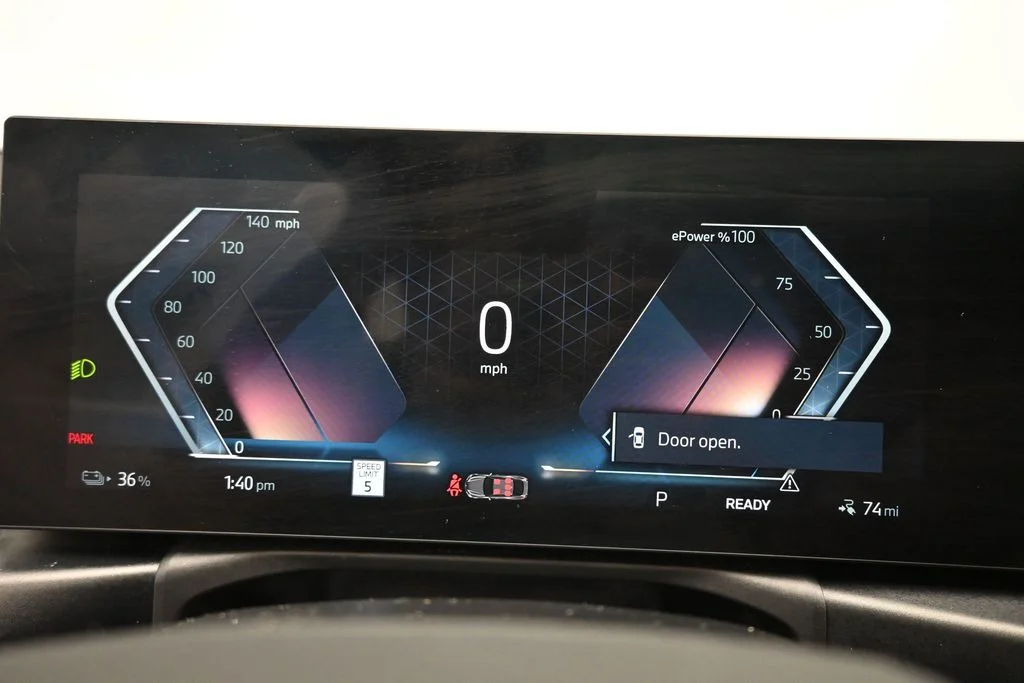 Used 2023 Gray BMW eDrive40 image 15