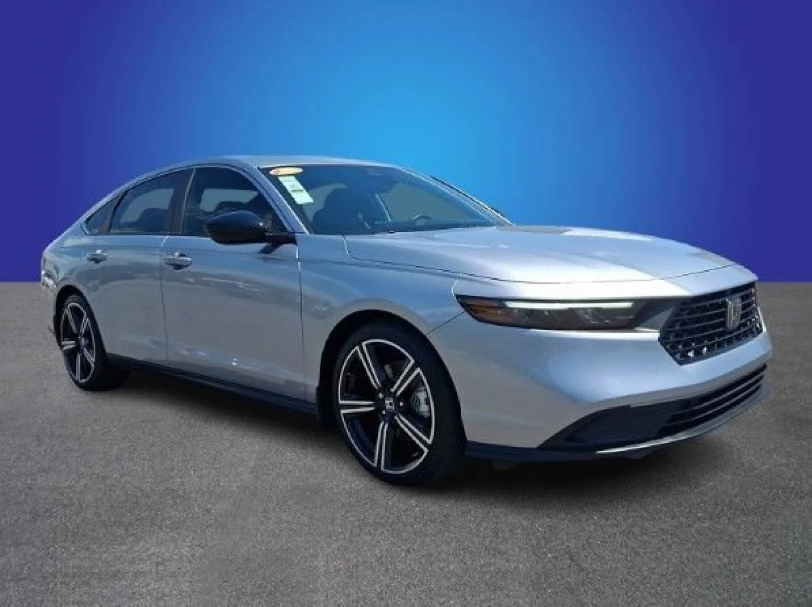 Certified Used 2025 Solar Silver Metallic Honda Sport image 2