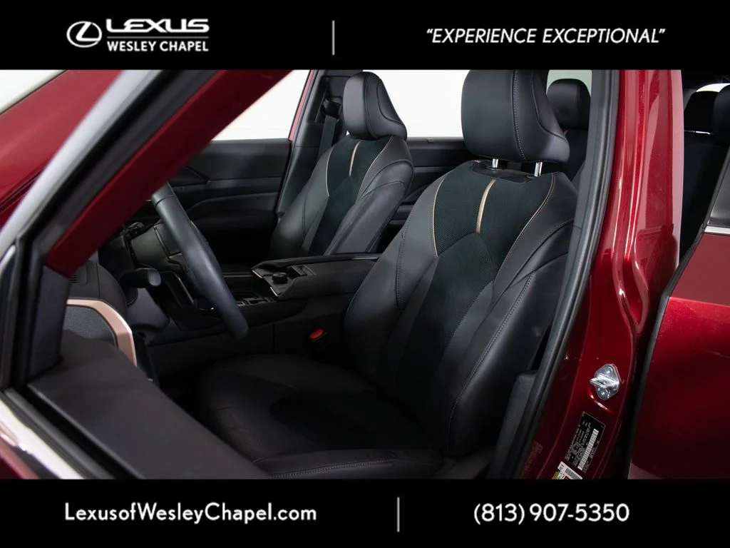 Used 2025 Red Toyota MAX Platinum image 12