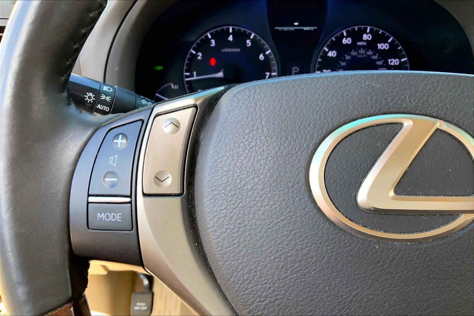 Used 2015 Satin Cashmere Metallic Lexus  image 24