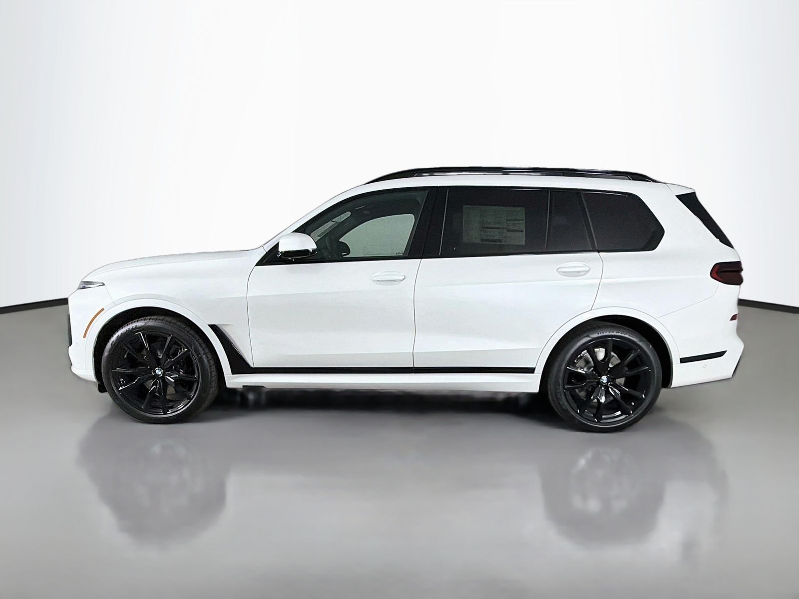 New 2027 Mineral White Metallic BMW xDrive40i image 4
