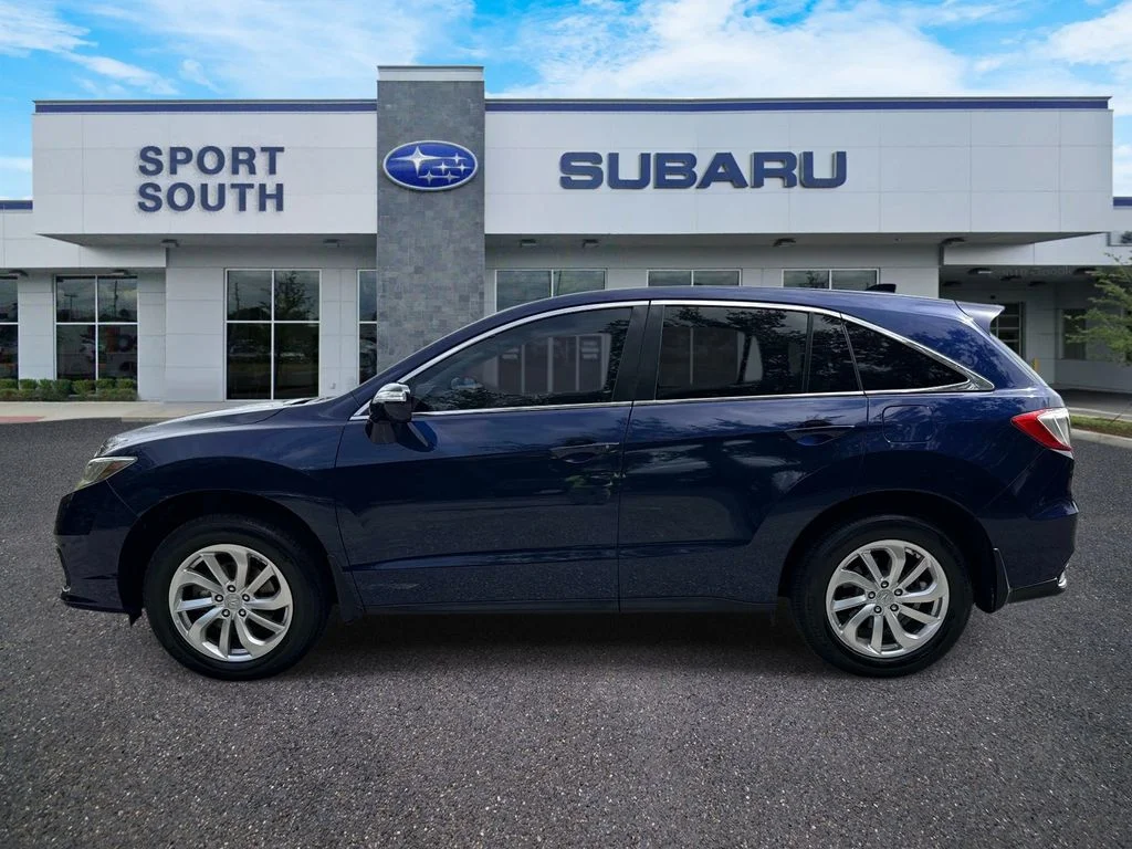 Used 2017  Acura  image 6