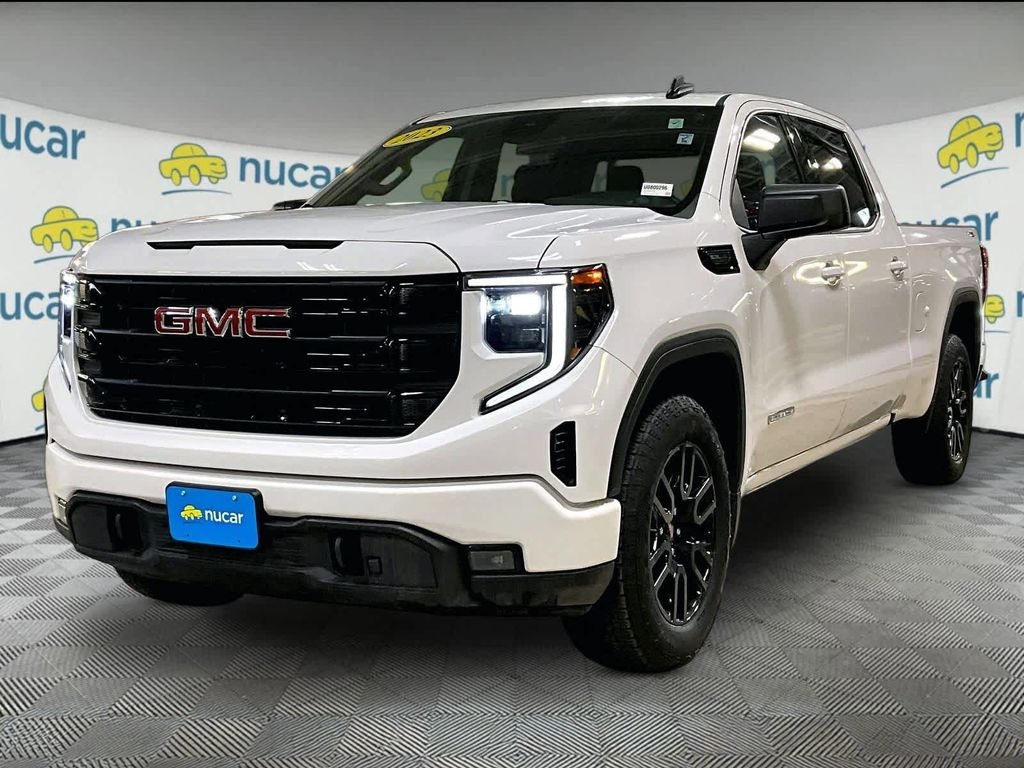Used 2023 White GMC Elevation image 3