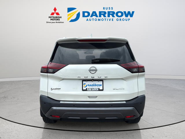 Used 2023 White Nissan SL image 4