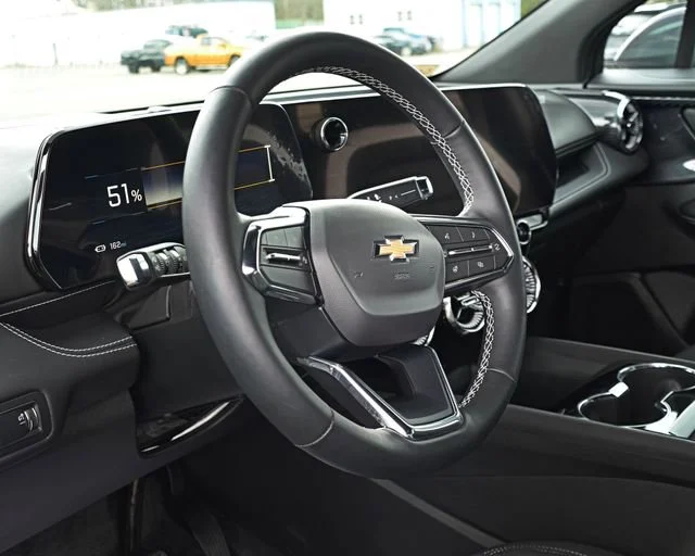 2025 Chevrolet Blazer EV LT - Photo 18