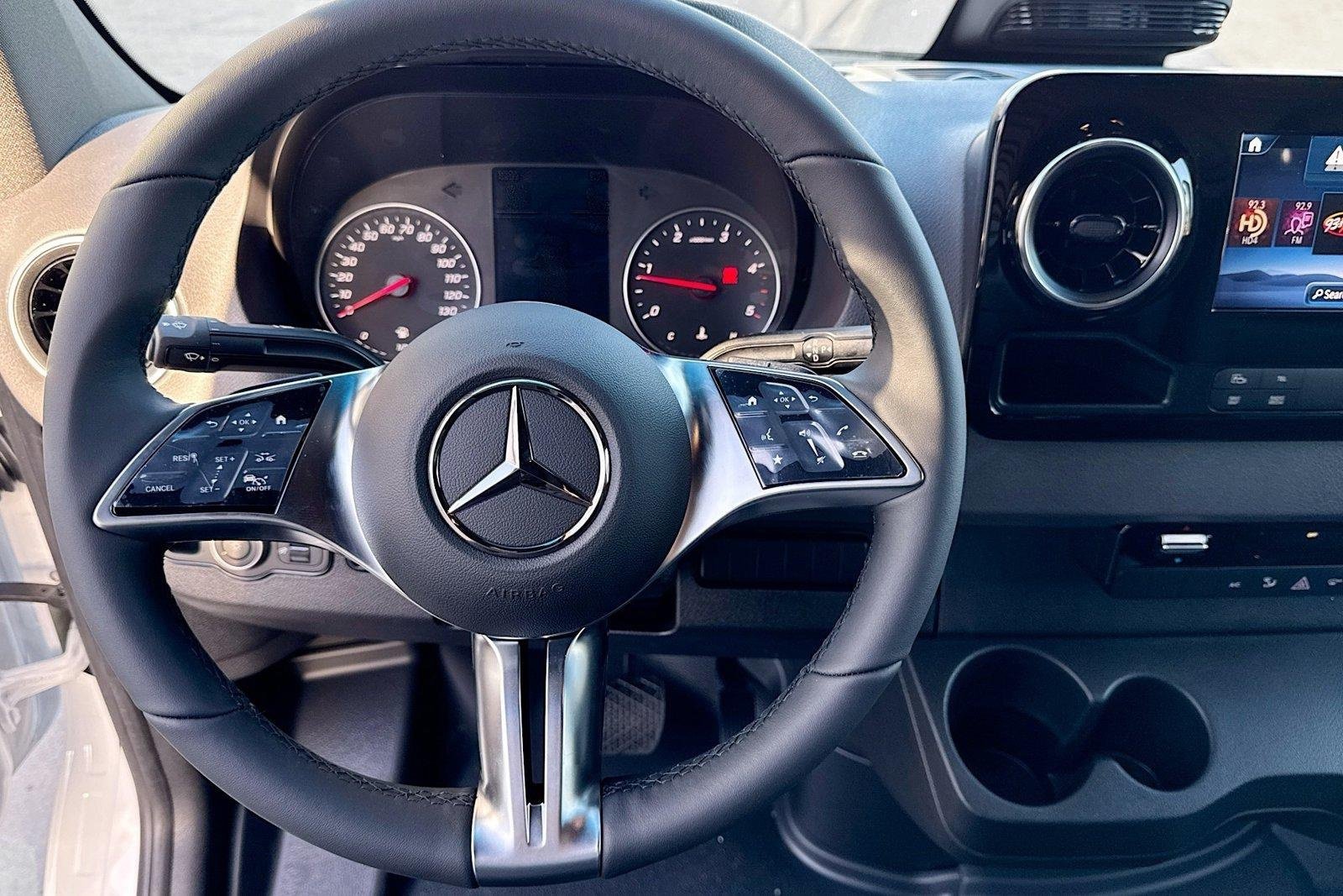 New 2026 Arctic White Mercedes-Benz  image 11