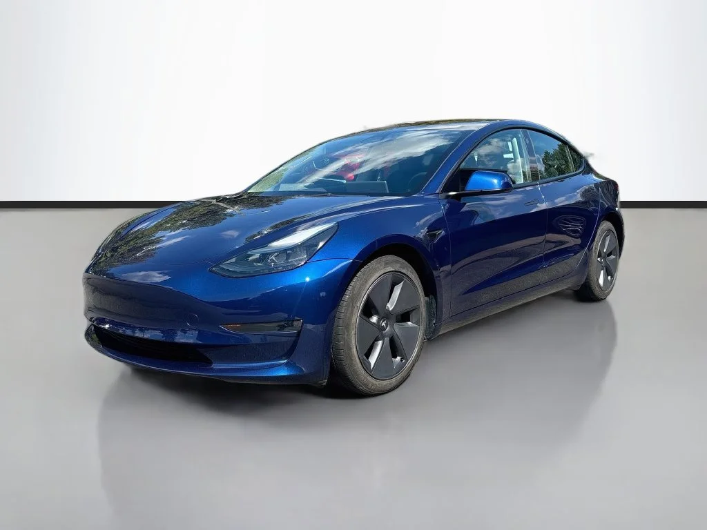 Used 2023 Deep Blue Metallic Tesla Base image 3