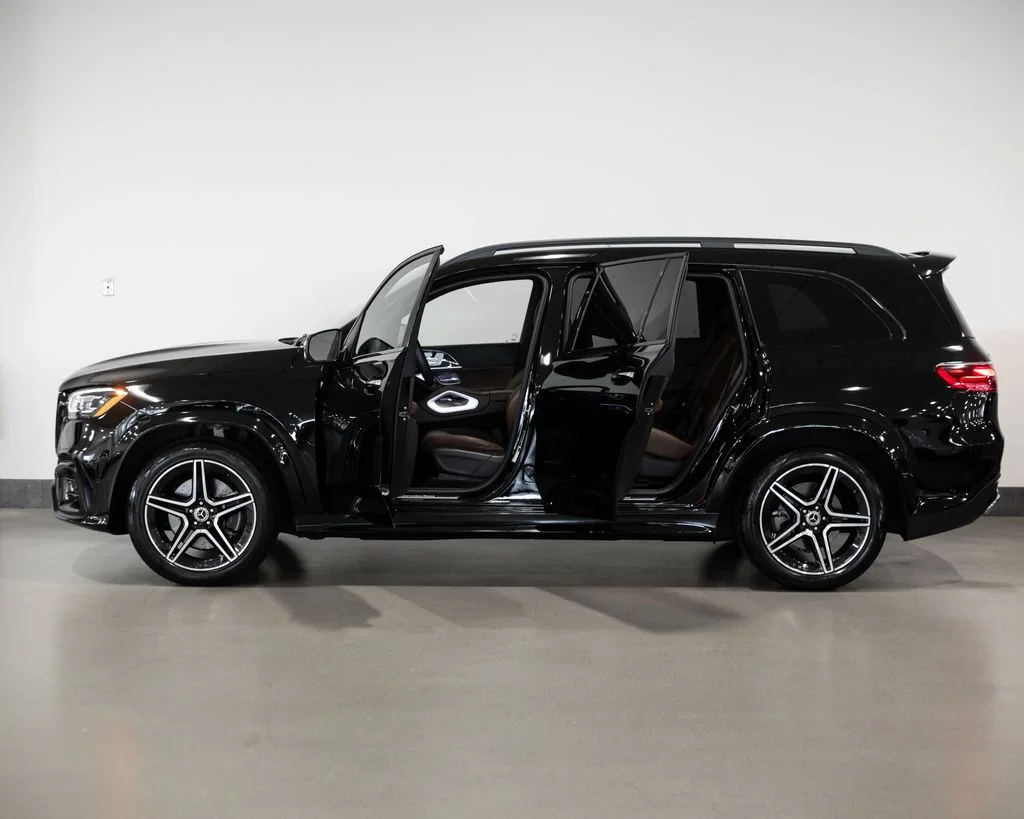 Certified Used 2024 Black Mercedes-Benz GLS 450 image 3