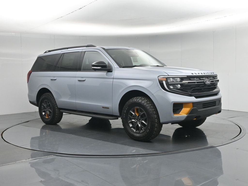 New 2026 Glacier Gray Metallic Tri-Coat Ford Tremor image 29