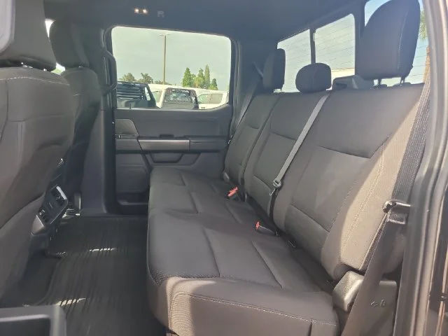 Used 2024 Black Ford XLT image 13