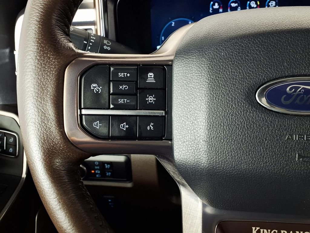 Used 2024  Ford King Ranch image 20
