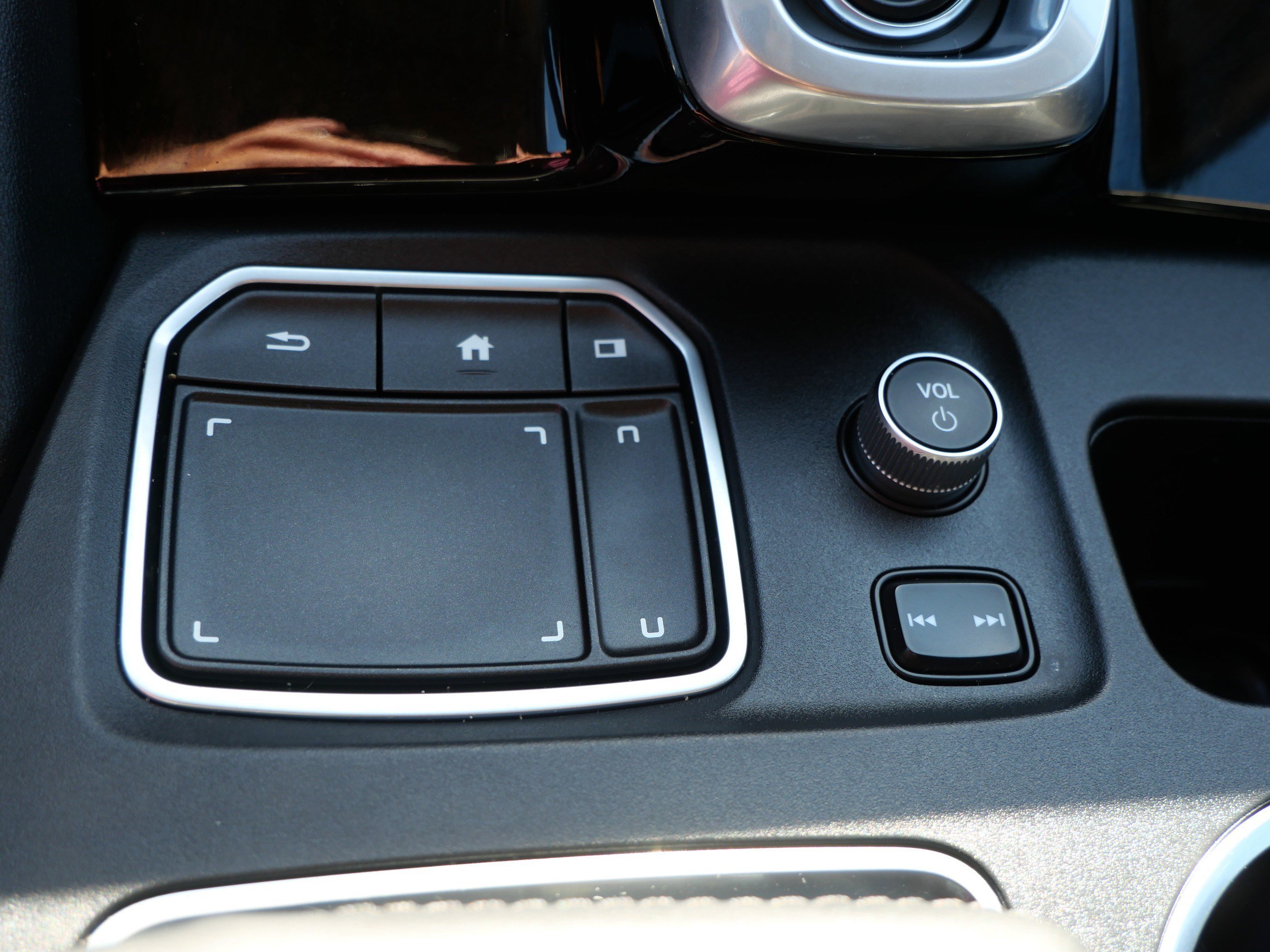 Used 2022 Liquid Carbon Metallic Acura w/Technology Package image 11