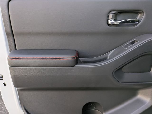 2025 Nissan Frontier PRO-4X - Photo 26