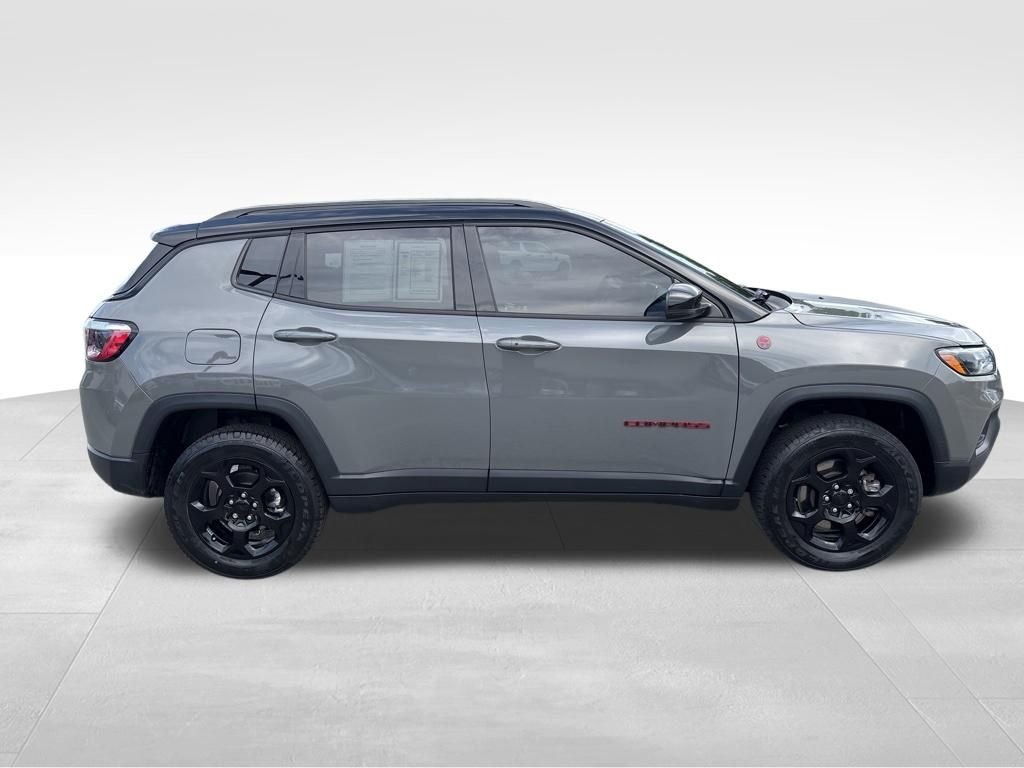 Used 2023 Gray Jeep Trailhawk image 6