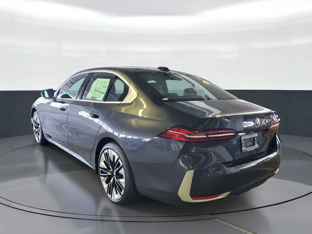 Used 2026 Gray BMW 530i image 4