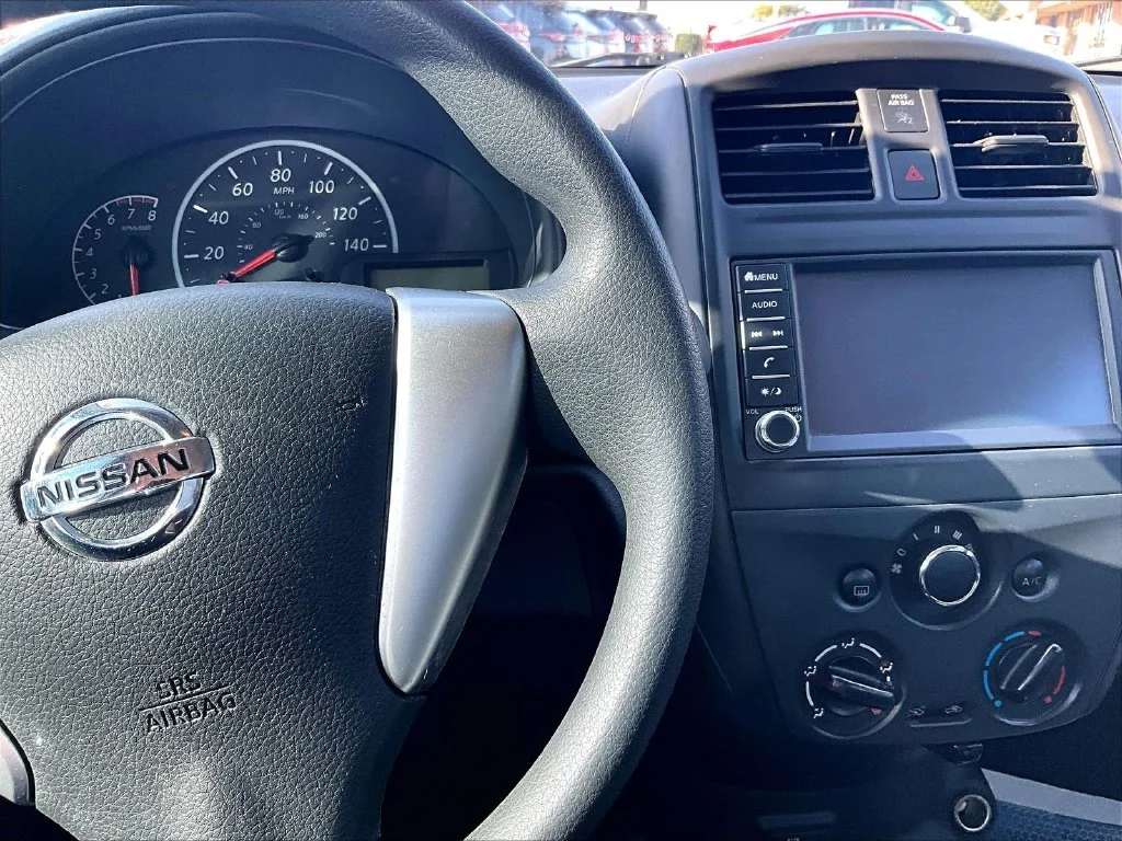 Used 2019 Silver Nissan 1.6 S image 19