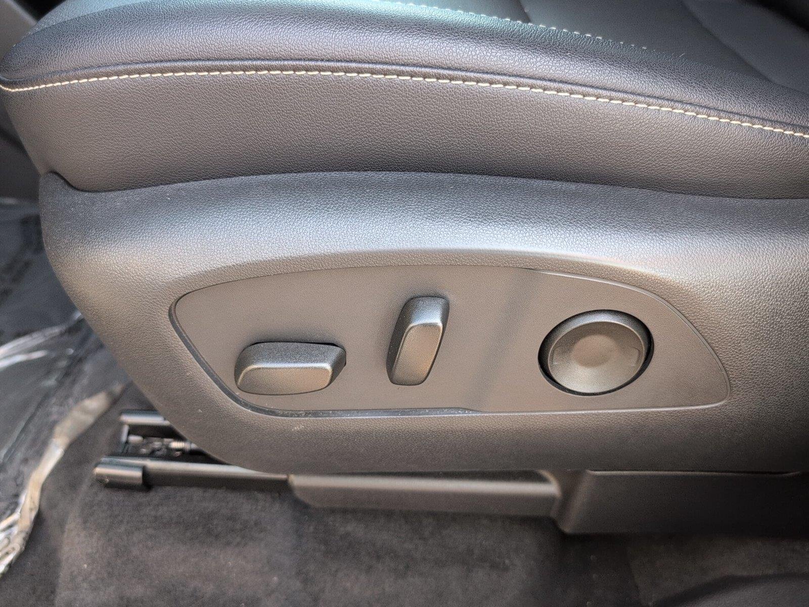 Used 2025 Sterling Gray Metallic Chevrolet LT image 14