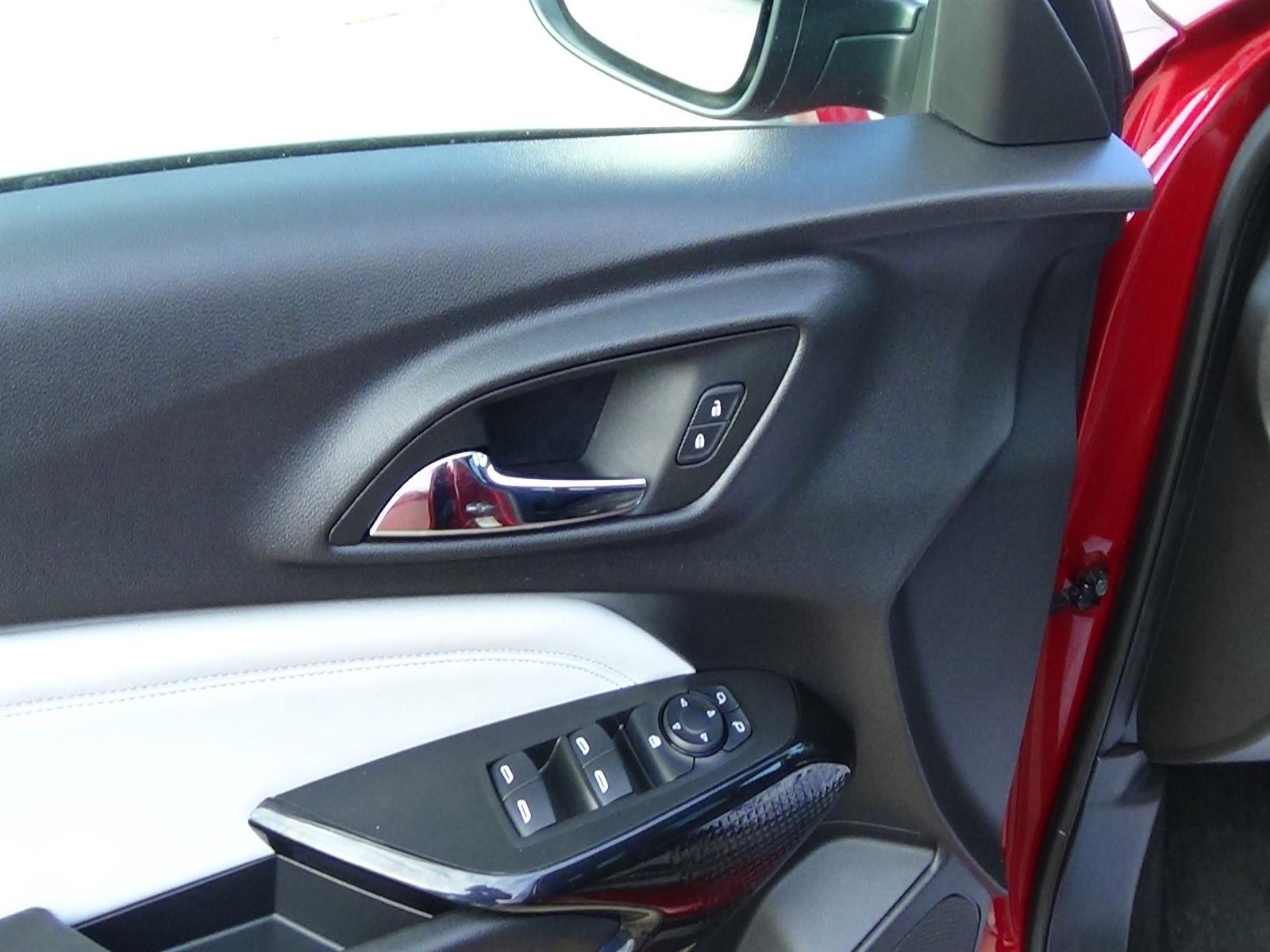 Used 2025 Crimson Metallic (gfm) Chevrolet LT image 16